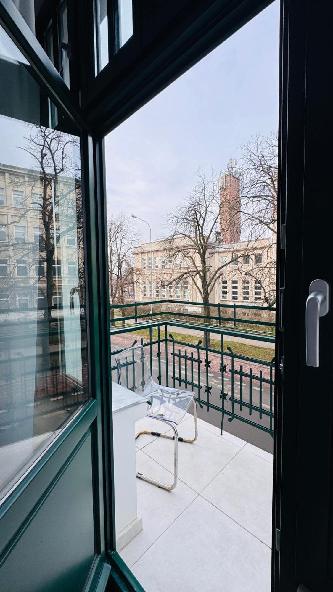Apartamenty Biblio Лодз Екстериор снимка